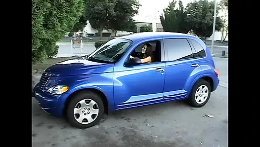 Hailey Young: Orgazm için hevesli ve iki büyük penis tarafından sertçe sikilmiş