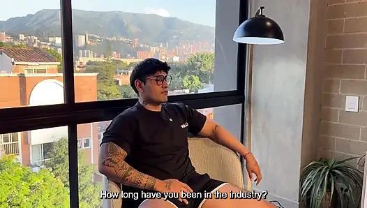 Bu çok ıslak bir röportaj! Büyük götlü ateşli orta yaşlı seksi kadın sert sikiliyor - kylei ellish