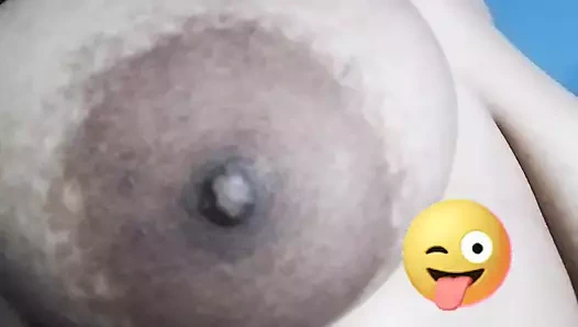 büyük göğüslü kız arkadaş