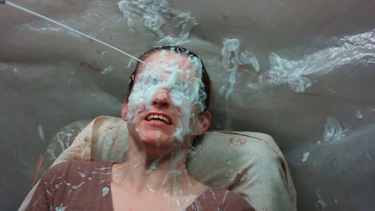 Çifte sahte bukkake yüze boşalma