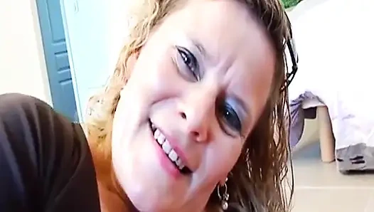 Espectáculo especial de fetiche con gordita francesa milf