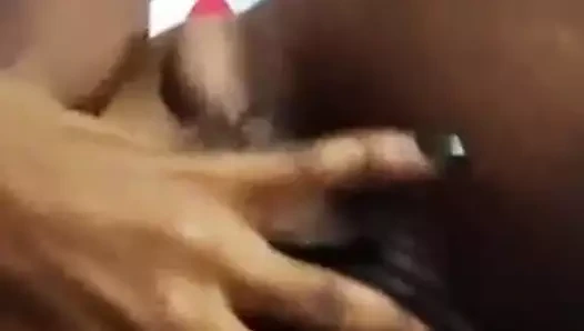 Bu abanoz kızlar sikikleri ile benim adam