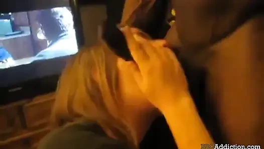 Büyük zenci yarağı bağımlılığı -% 100 amatör ve ev yapımı porno videoları. Orta yaşlı seksi kadınlar büyük zenci yarağı bağımlısı ve ırklararası sikişiyor.