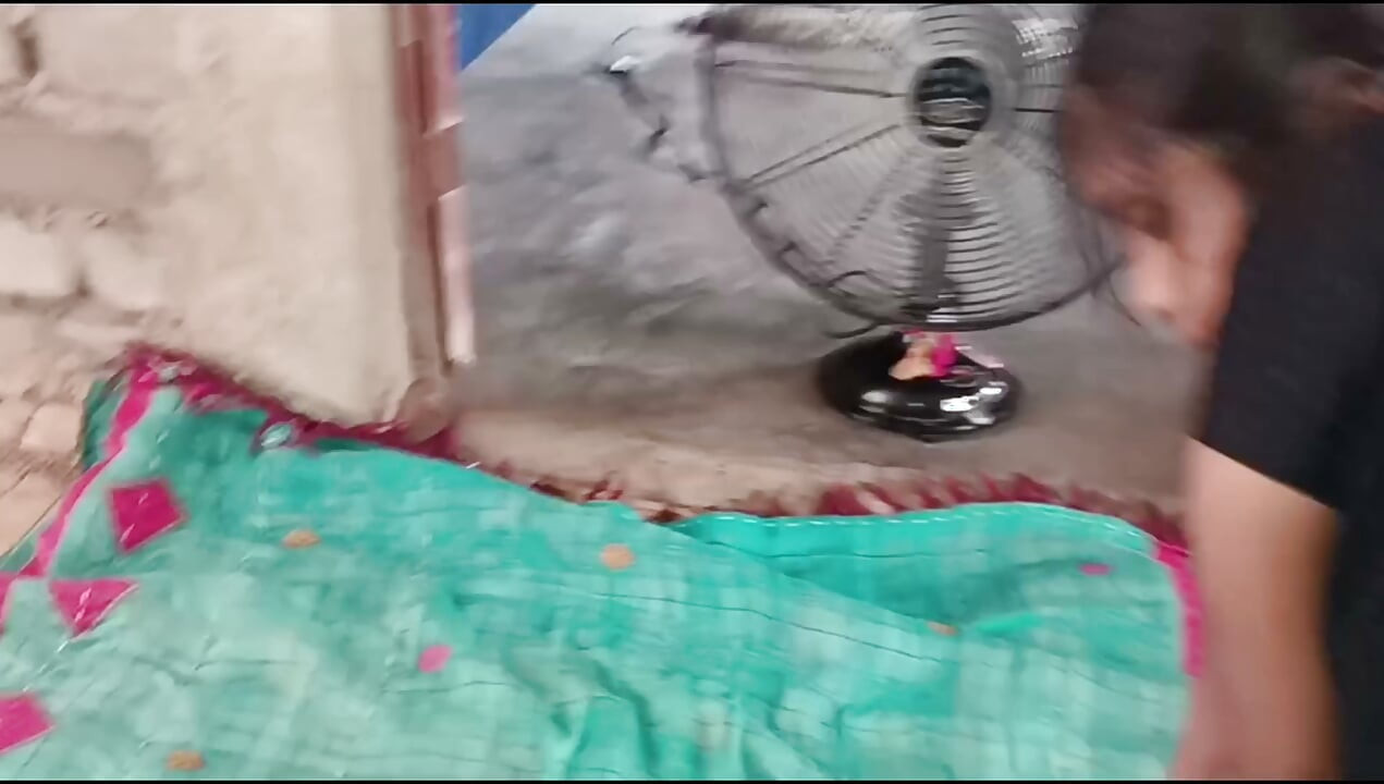 Üvey kız kardeşim ve üvey erkek kardeşim gece videosu hint desi sikiş
