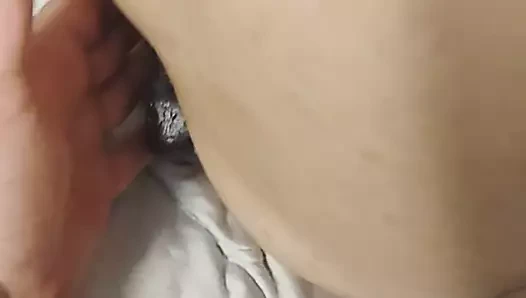 Bağlı ve yardımcı oldu için boşalmak