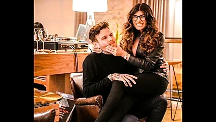 Mia khalifa porno yıldızı seksi hikaye tam xxx hikaye chudai hikayesi