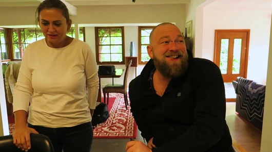 Charlie Forde, Laney Day, Finley Kay, Leo Embers, Caleb Arcane, Mishel Karen'ın rol aldığı eve bağlı sahne arkası