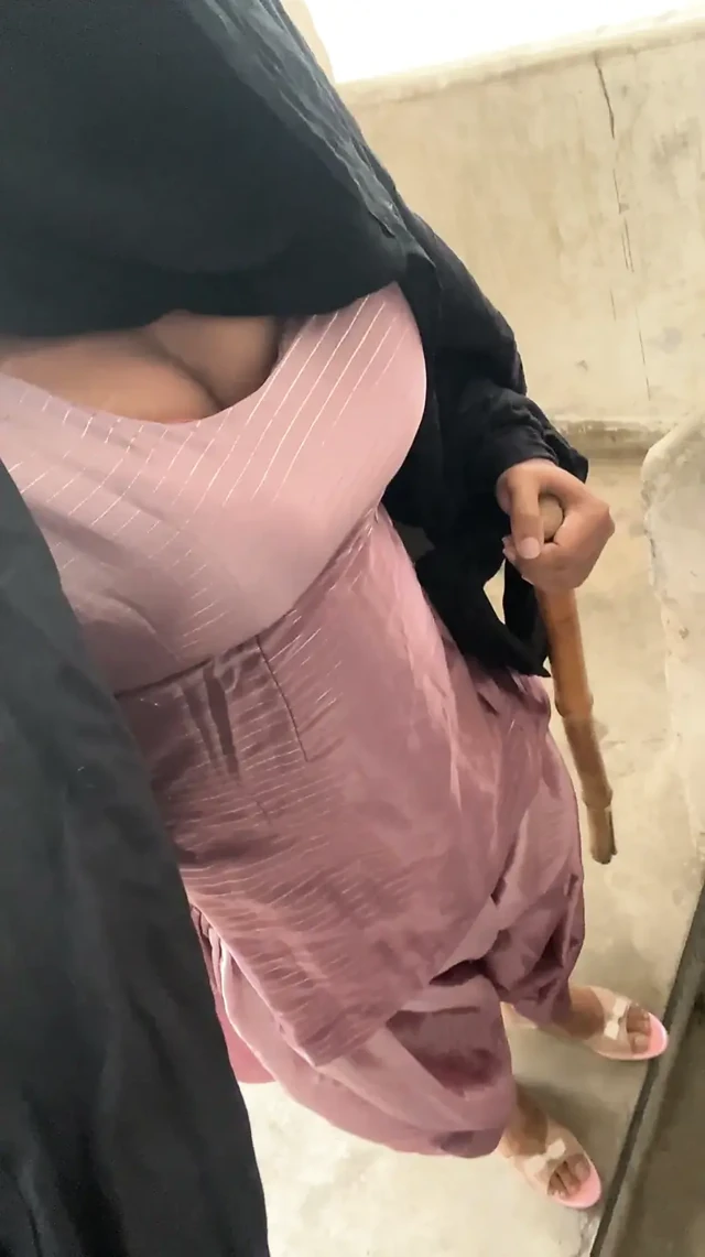 parlak ipeksi saten takım salwar cross dresser hint bhabhi büyük göğüsler