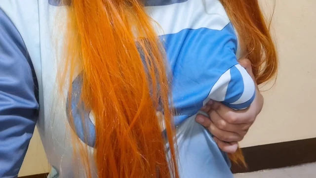 Trans gwen tennyson anal uzaylı dildo çiftleşme presiyle sikiliyor ve hamile bırakılıyor