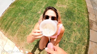 huni ve derin gırtlak için sidik içme, çiş -aprilbigass-