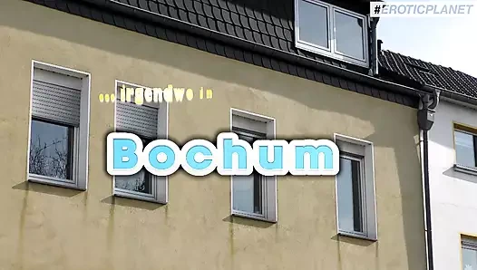 Badass esmer sikişmeyi ve emmeyi seviyor