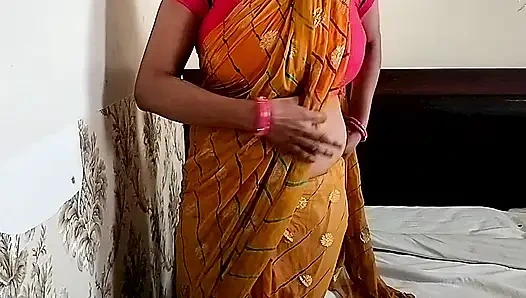 Hintli genç kız 18+ yenge evde tek başına sert sikiştikte mastürbasyon yaparken yakalandı (Hintçe ses kaydı)