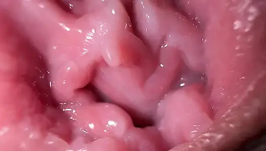 Yakın çekim geniş amcık yayma ve edepsiz konuşma, seksi mia seninle boşalmak istiyor