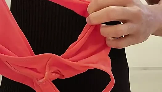 Sutyen ve elbiseden mayoya bikinili çift cum