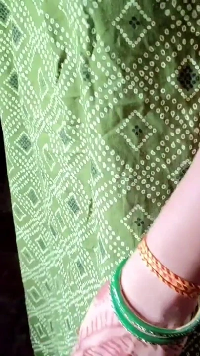 PRIYAM VULVA ERKEK ARKADAŞı TARAFıNDAN SIKILIYOR VE FORPLAYIYOR. | Klip 1