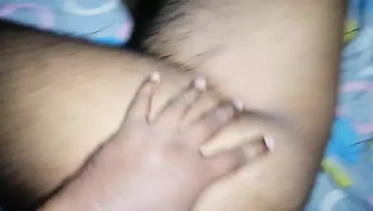 Sri Lankalı kıllı tombul göt prezervatifsiz - 2