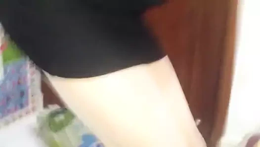bacaklarım göster