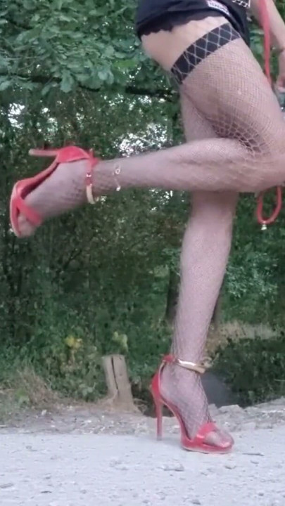 Okul öğretmeni Faisanderie otoparkında kendini sergiliyor. [⁵Tem²⁶] ²⁰h ²³h Vanessabitchx… | Klip 1