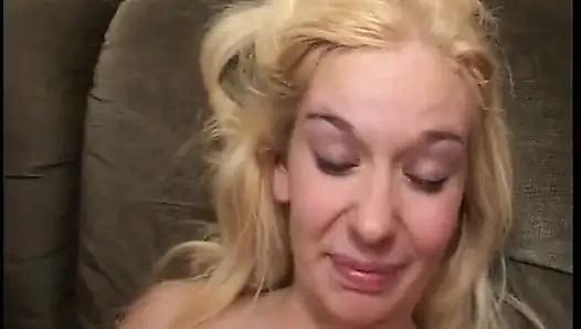 Alman Kapılarının Arkasında Özenle Siktir Edilir - Tam Film