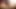 Minyon ladyboy siyah elbisesini çıkarıyor ve onu sıvazlıyor