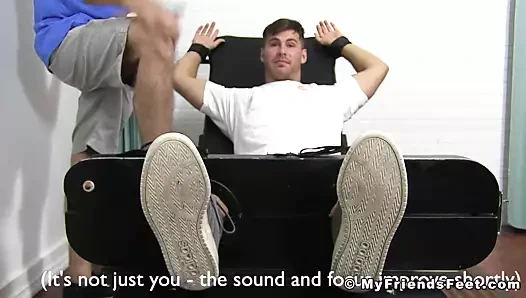 Ölçülü sporcu her türlü gıdıklama seansına dayanır