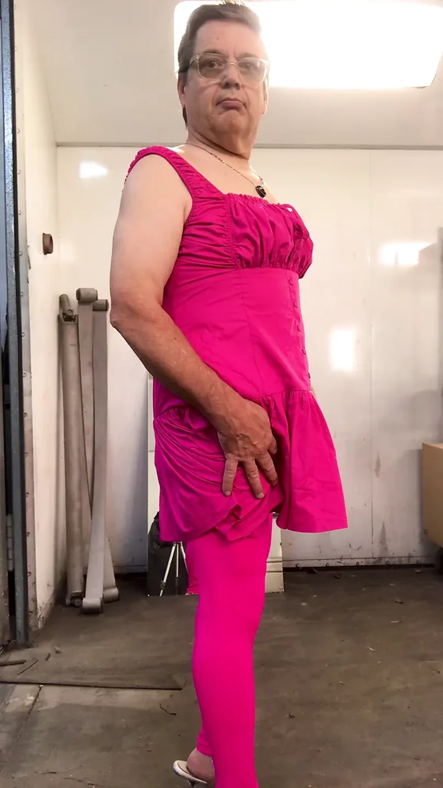 Pembe içinde seksi!!