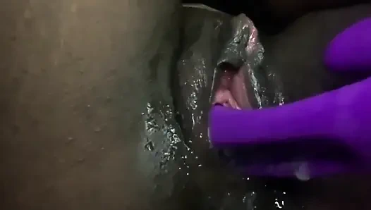 Seksi üvey anne üvey oğluyla sikişiyor.