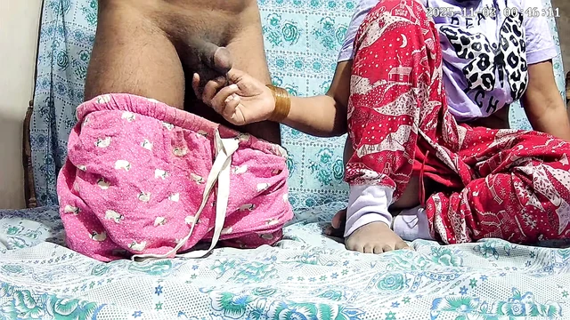 Секс индийского мальчика и девушки dasi в комнате 27654