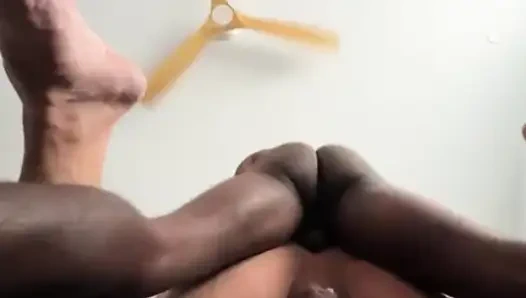 Baba deliğini açıyor