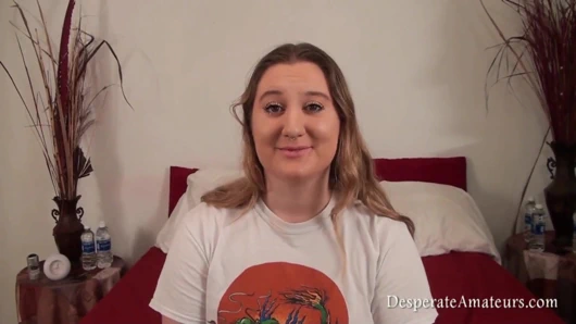 Çaresiz amatör orta yaşlı seksi kadın Willow ve genç Alice sıkı amcıklarını büyük yarakla sertçe siktiriyor