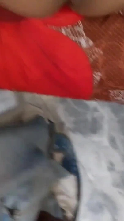 Hintli ofis kızı patronunu nasıl memnun etmeyi biliyor | Klip 1