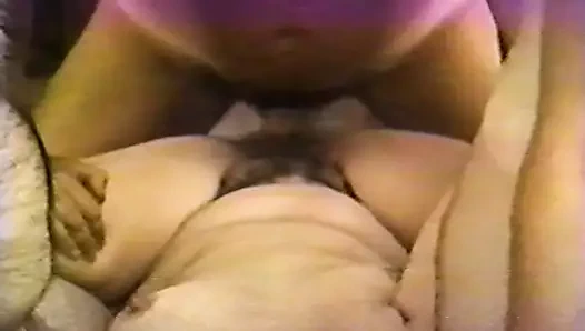 Piliç seviyor horoz ve boşalmak