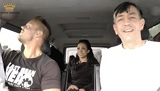 Kadın otostopçu Bangend Berlin otoyolunda arabada ve çifte!-dölleniyor (bonny choc) 30 dakika