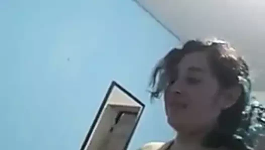 chola le gusta que la amarren