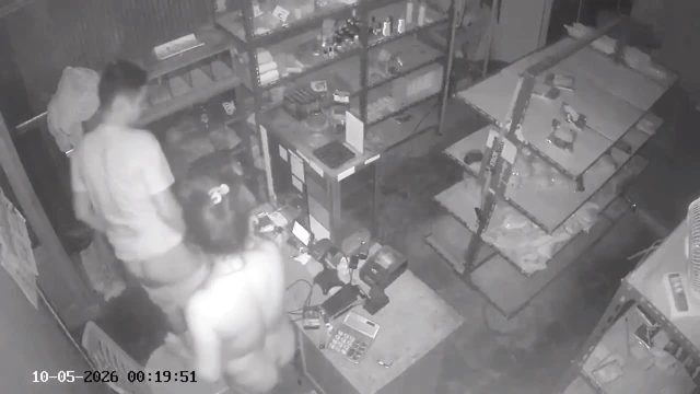 Cheating in a dark place with an ex-girlfriend, it turns out that there is a hidden camera.