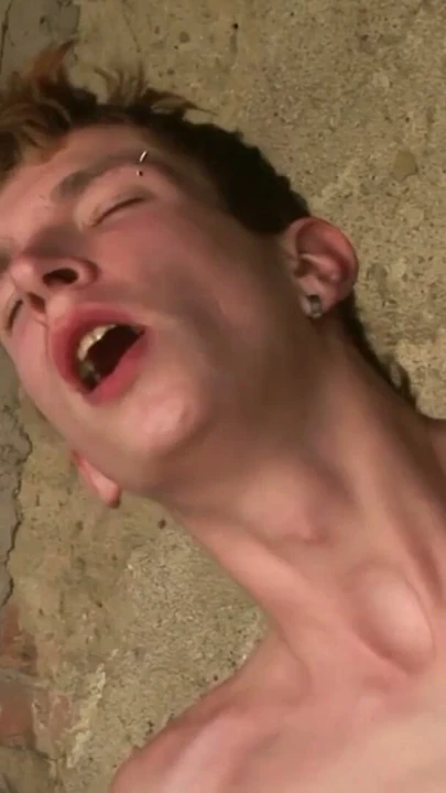 Handsome Czech Twinks Kissing, Big Dick Blowjob and Rimming | Clip 1