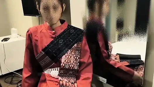 Sahne arkası Taylandlı e-san elbisesi