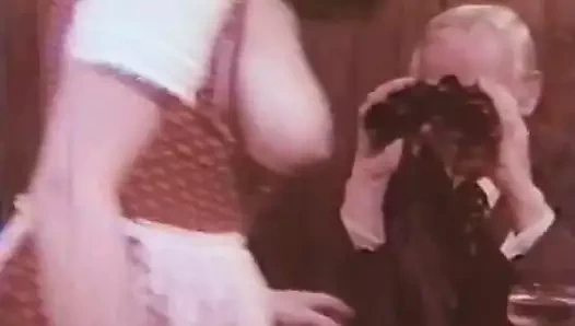 Alp meyhanesinde sıradan bir gün