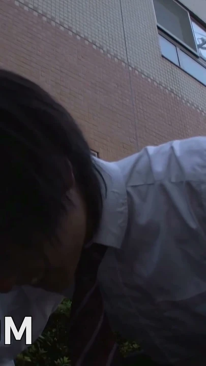 Seksi Japon orta yaşlı seksi kadın mirei yokoyama sikişmek için sert bir yarak istiyor