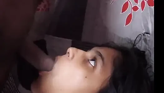 bhai ka lund chusne pr majbur hogai