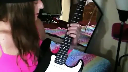 Lizzy Yum nostaljik ve kamera arkası 32