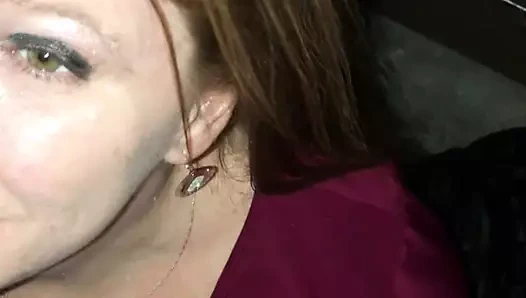 İşe gitmeden önce komşuma yüz bakımı yaptı