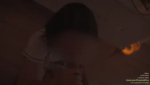 Laat op de avond kwam de pijpbeurt na het feest op de tong