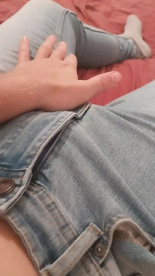 Birbirimize biraz dokunuyoruz