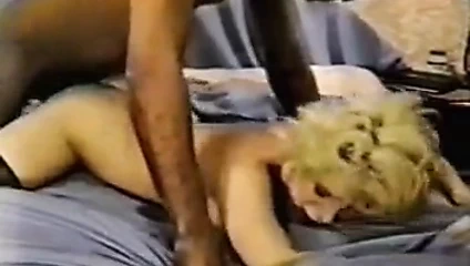 Azgın sarışın grup seks yapıyor-3