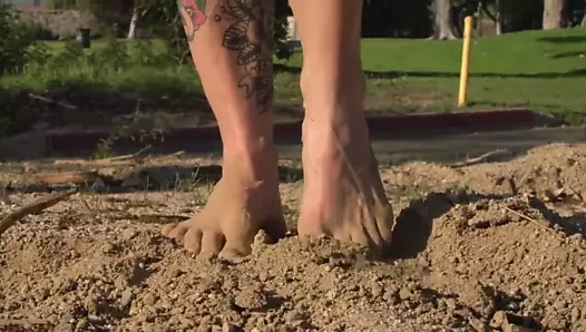 Renee'nin sıcak yağlı ayakları ve tabanları