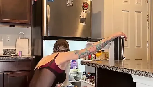 Giantess Serves up Chicken Piccata in 8-inch Heels & Black Lingerie