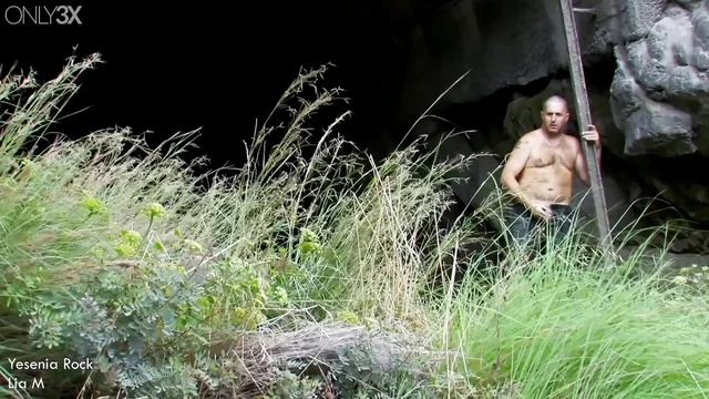 Yesenia Rock hardcore üçlü grup seks