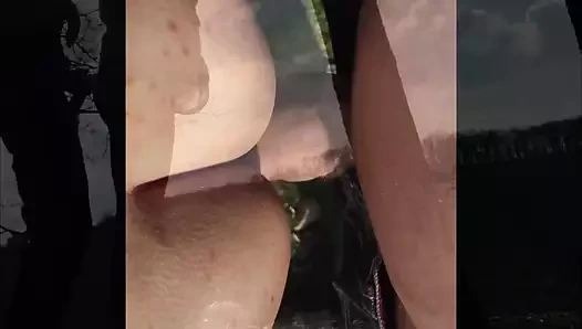 Biz kamu lanet seviyorum