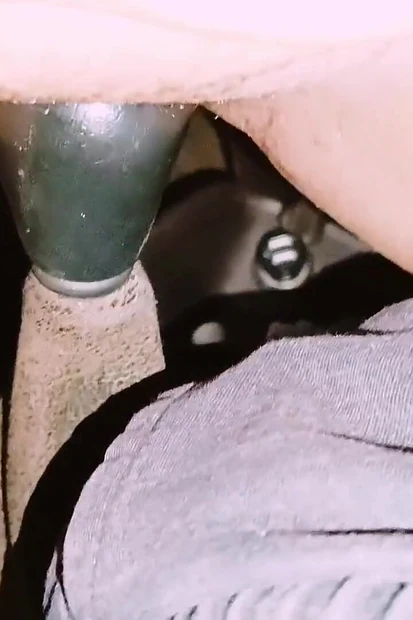 Индийский сводный семьянин, неверная жена трахает падчерицу на улице